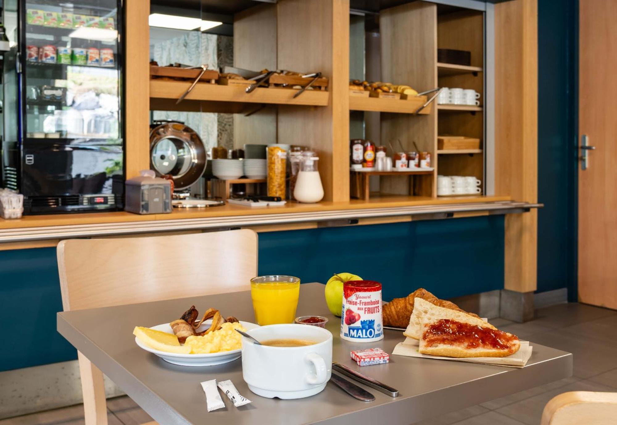 B&B Hotel Saint-Etienne Monthieu Zewnętrze zdjęcie